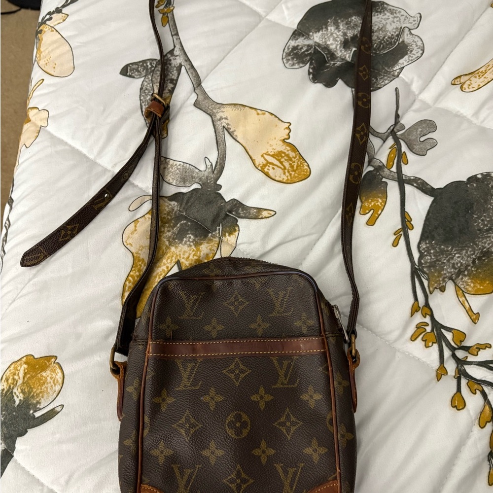 Louis Vuitton Brown Crossbody Bag with Monogram Canvas